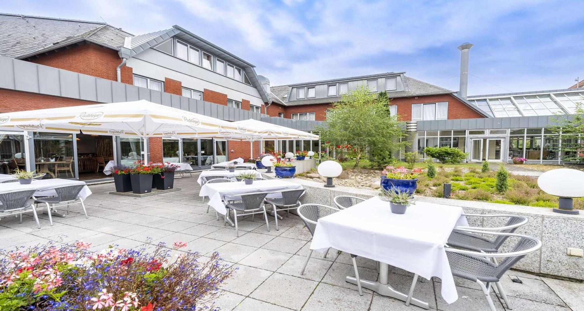Best Western Hotel Heidehof Hermannsburg Bagian luar foto