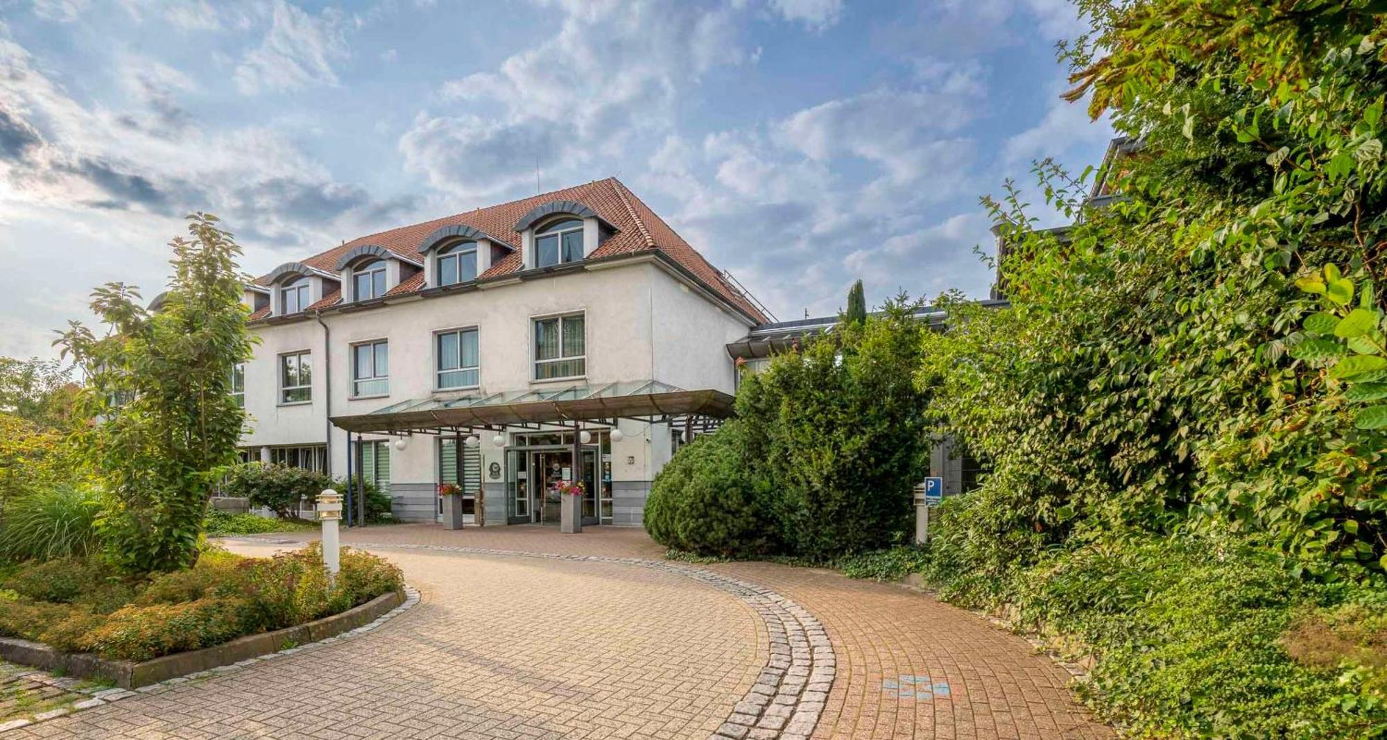 Best Western Hotel Heidehof Hermannsburg Bagian luar foto